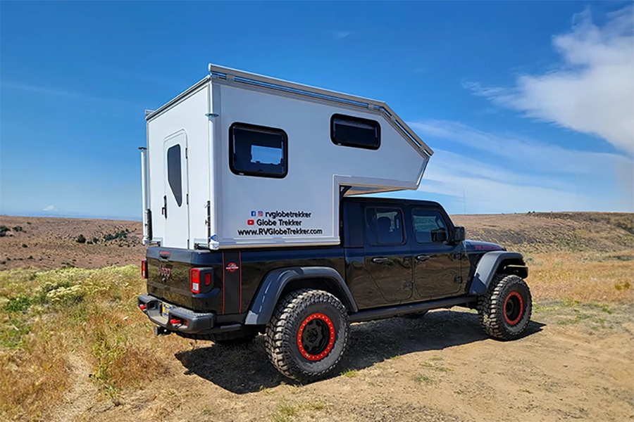 Globe Trekker Lightweight Overland Camper desert.